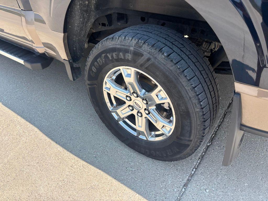 used 2021 Ford F-150 car, priced at $35,080