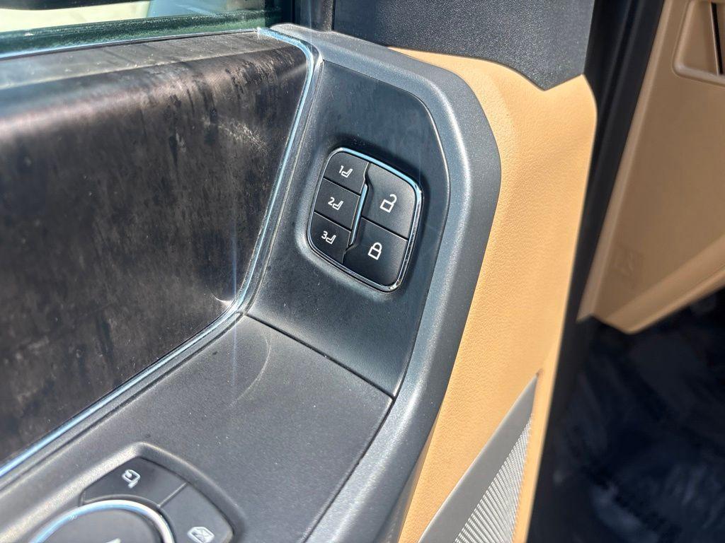 used 2021 Ford F-150 car, priced at $35,080
