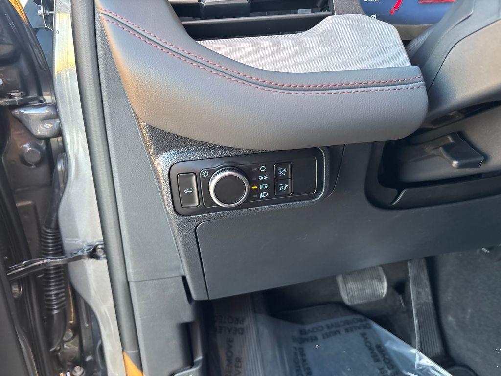 new 2026 Ford Explorer car, priced at $39,019