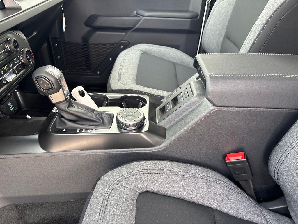 new 2025 Ford Bronco car, priced at $45,664
