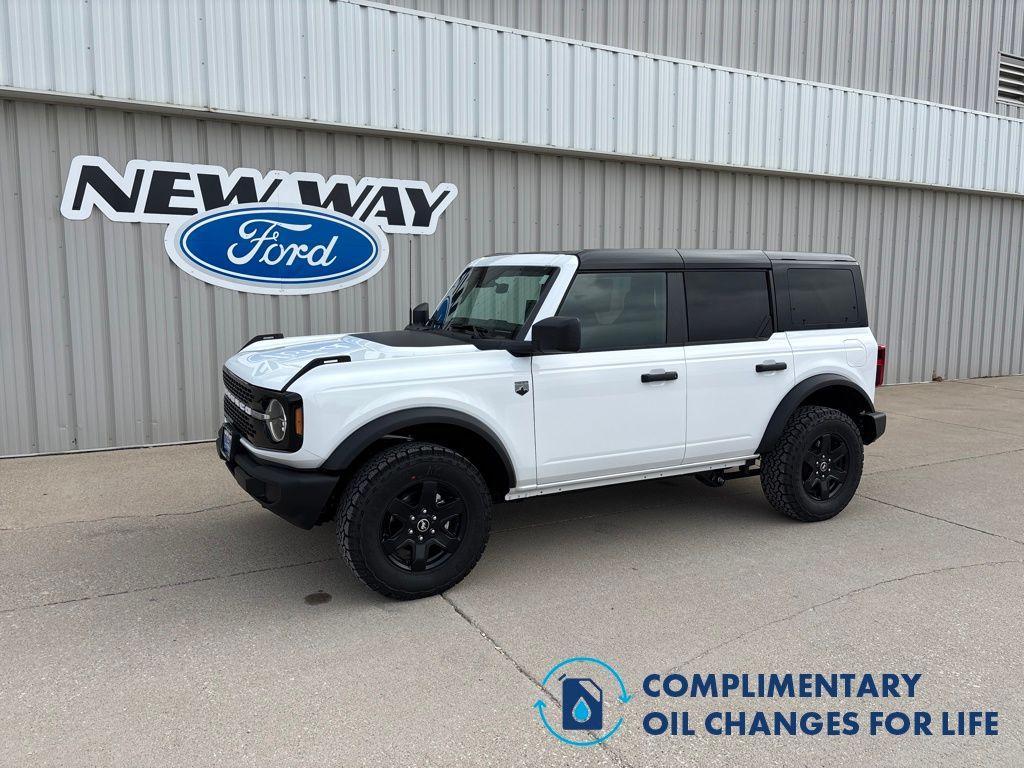 new 2025 Ford Bronco car, priced at $45,664