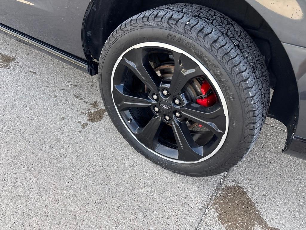 used 2022 Ford Expedition Max car, priced at $48,900