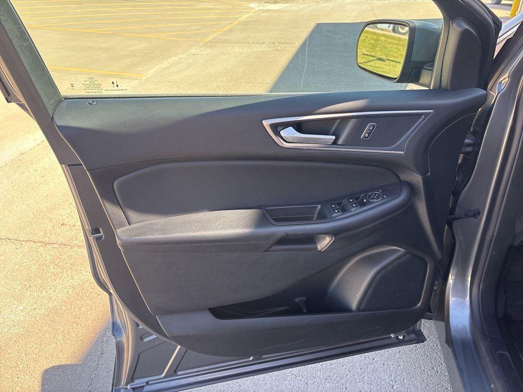 used 2022 Ford Edge car, priced at $27,080