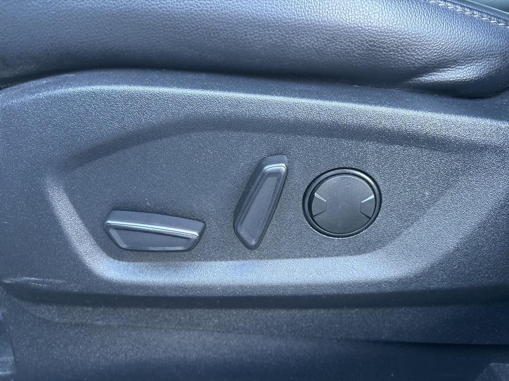 used 2024 Ford Edge car, priced at $21,984