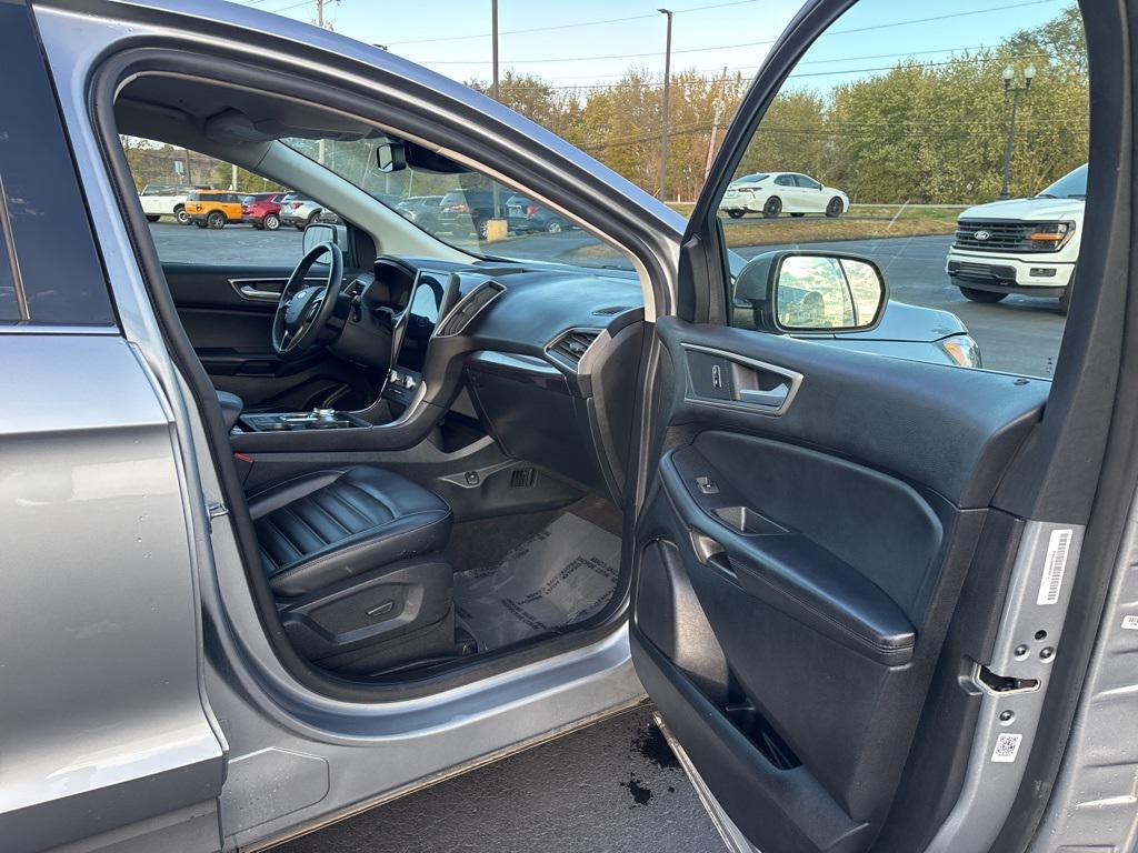 used 2024 Ford Edge car, priced at $21,984