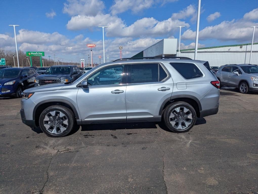 new 2026 Honda Pilot car, priced at $49,756