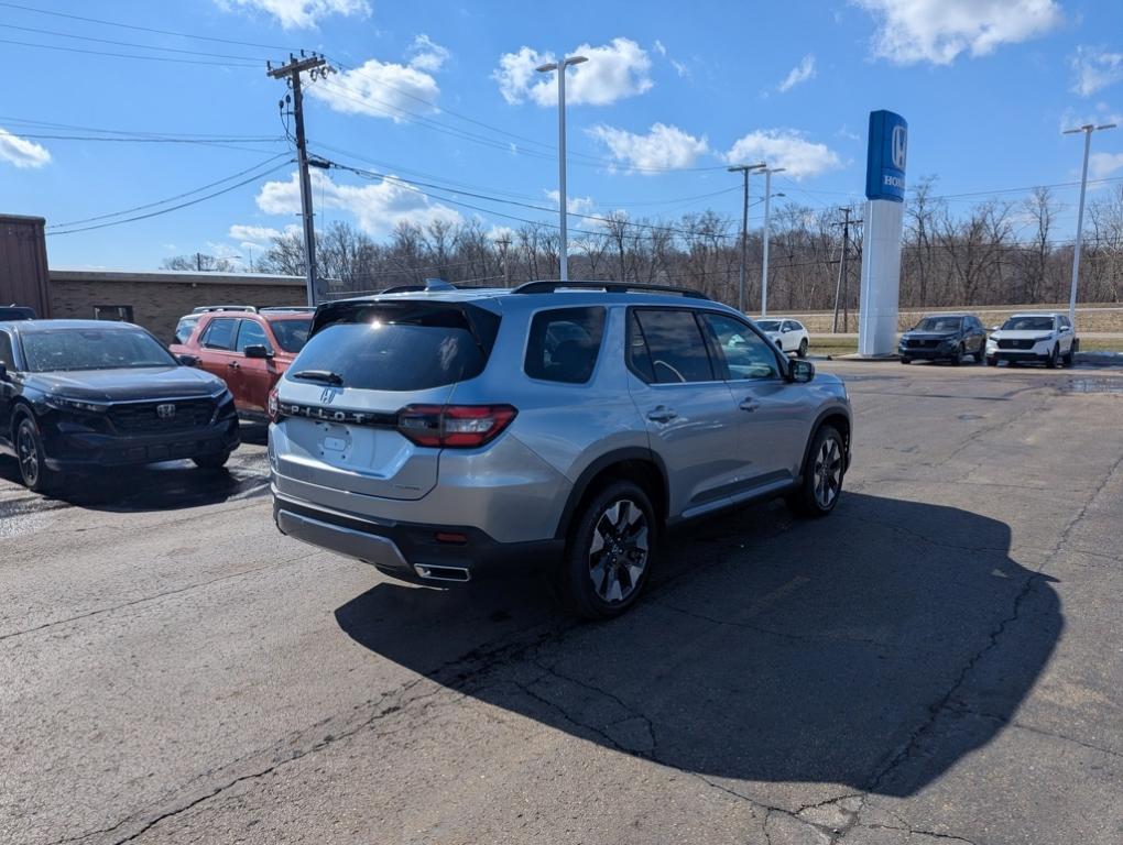 new 2026 Honda Pilot car, priced at $49,756