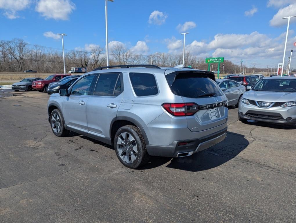 new 2026 Honda Pilot car, priced at $49,756