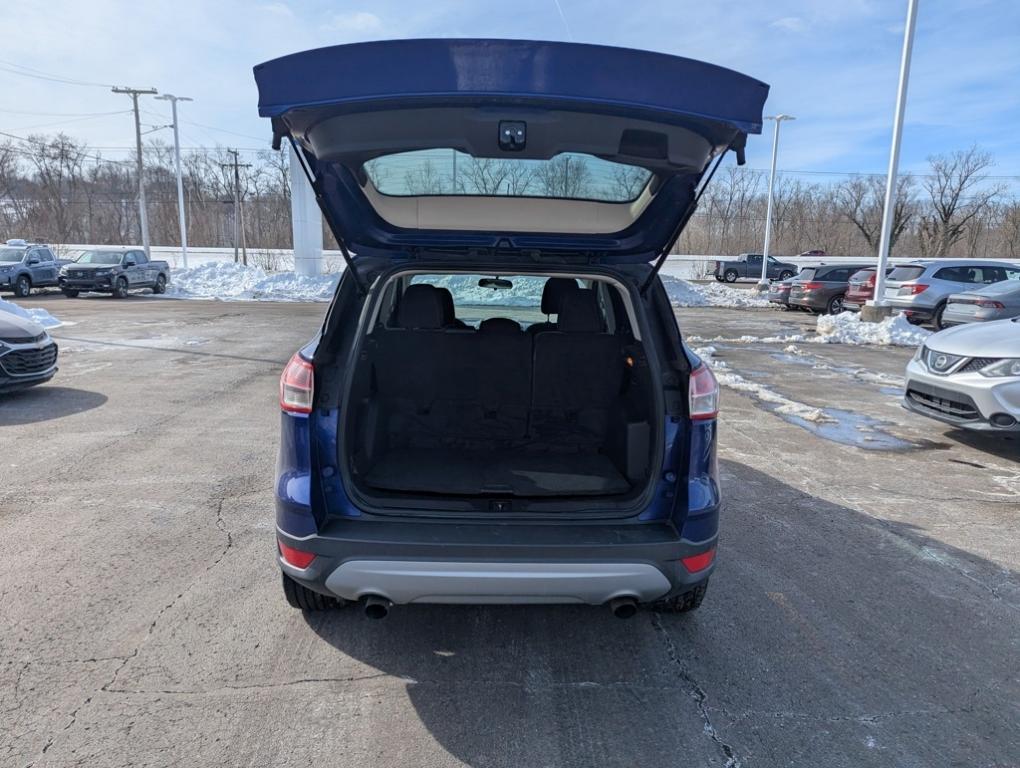 used 2014 Ford Escape car, priced at $5,600