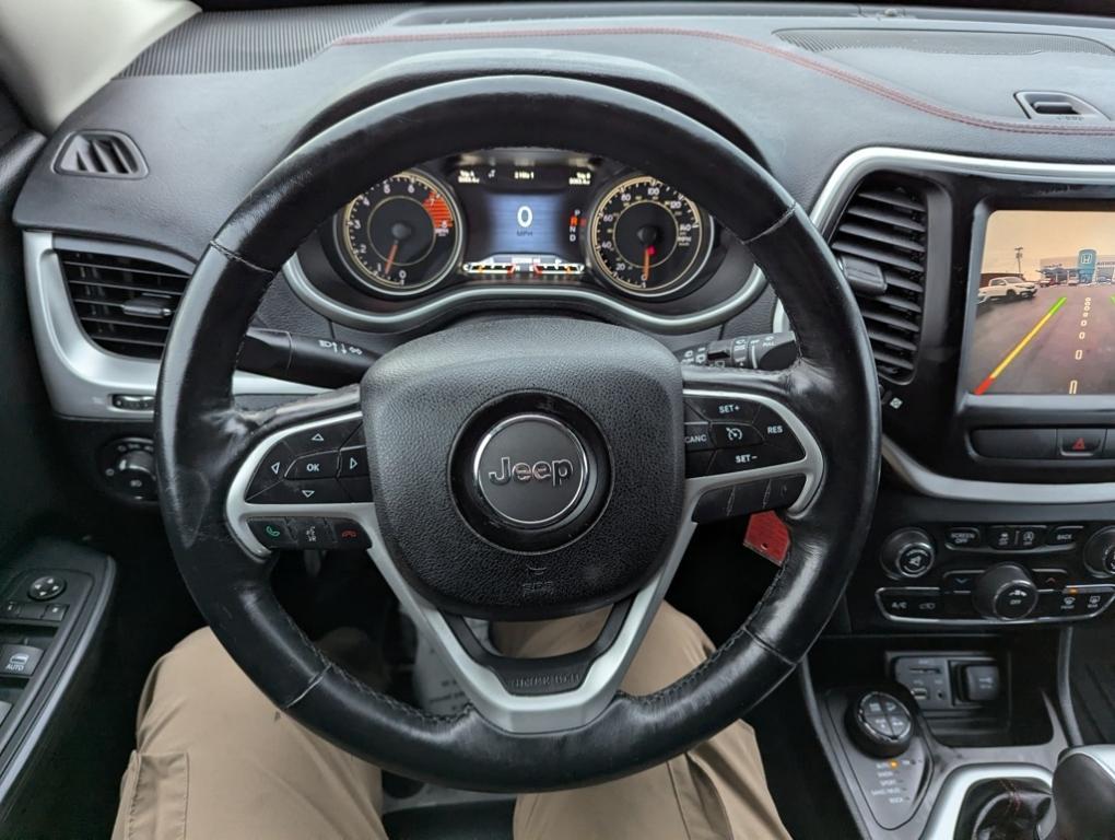 used 2016 Jeep Cherokee car, priced at $4,499
