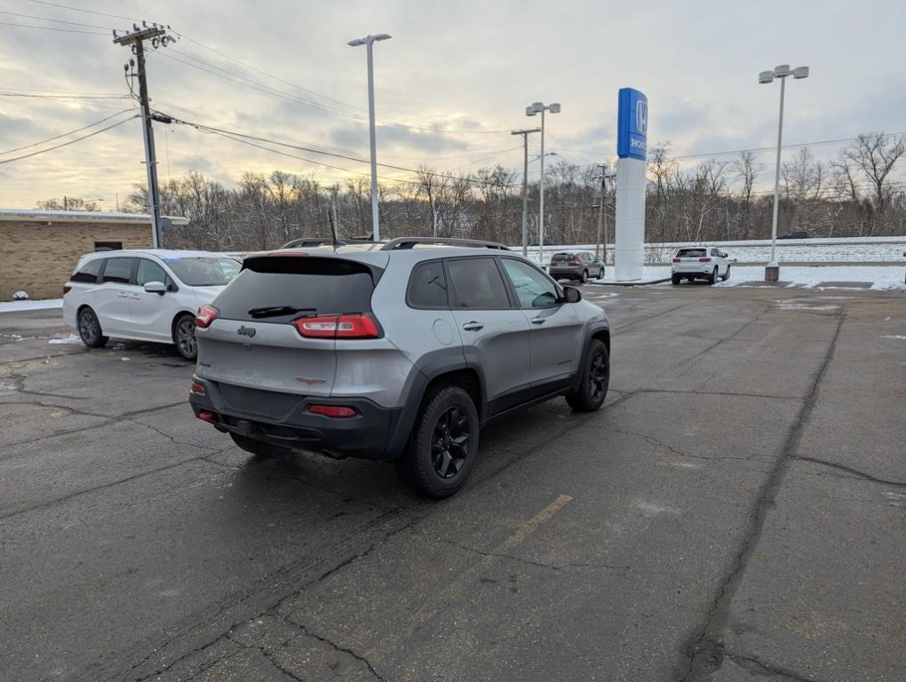 used 2016 Jeep Cherokee car, priced at $4,499