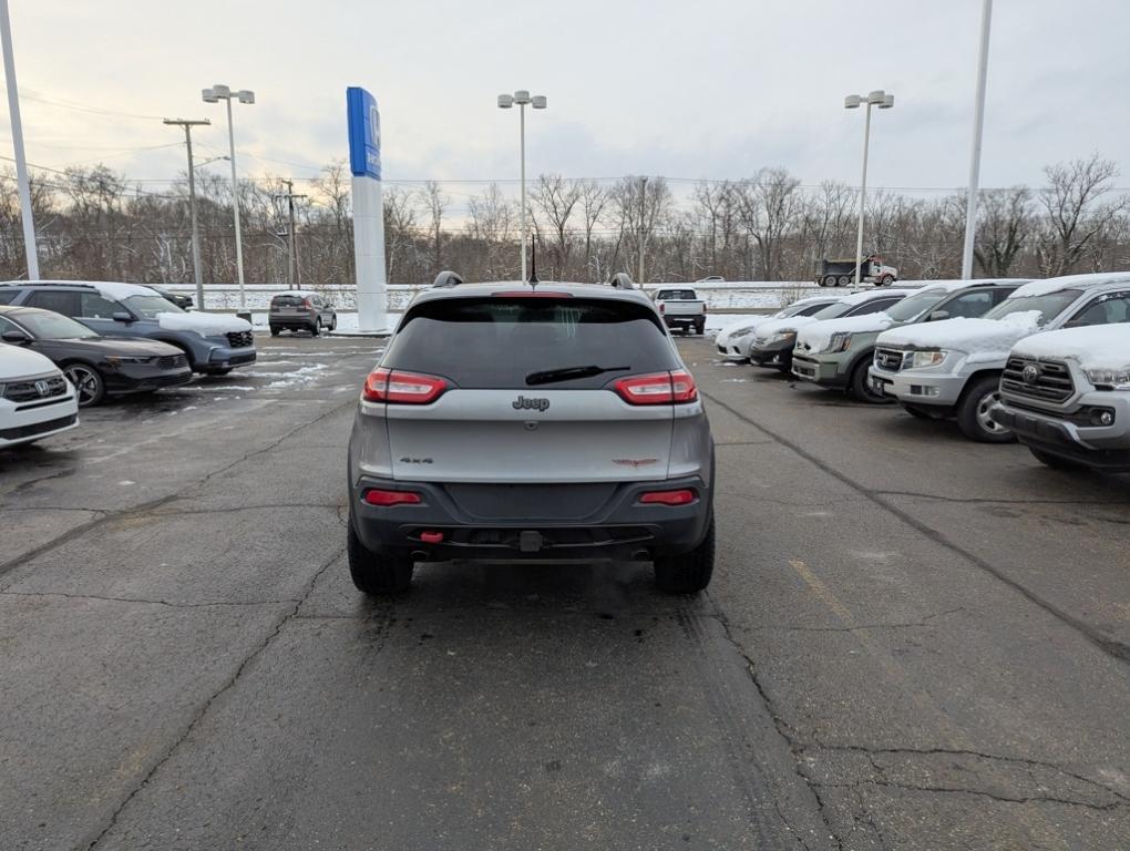 used 2016 Jeep Cherokee car, priced at $4,499