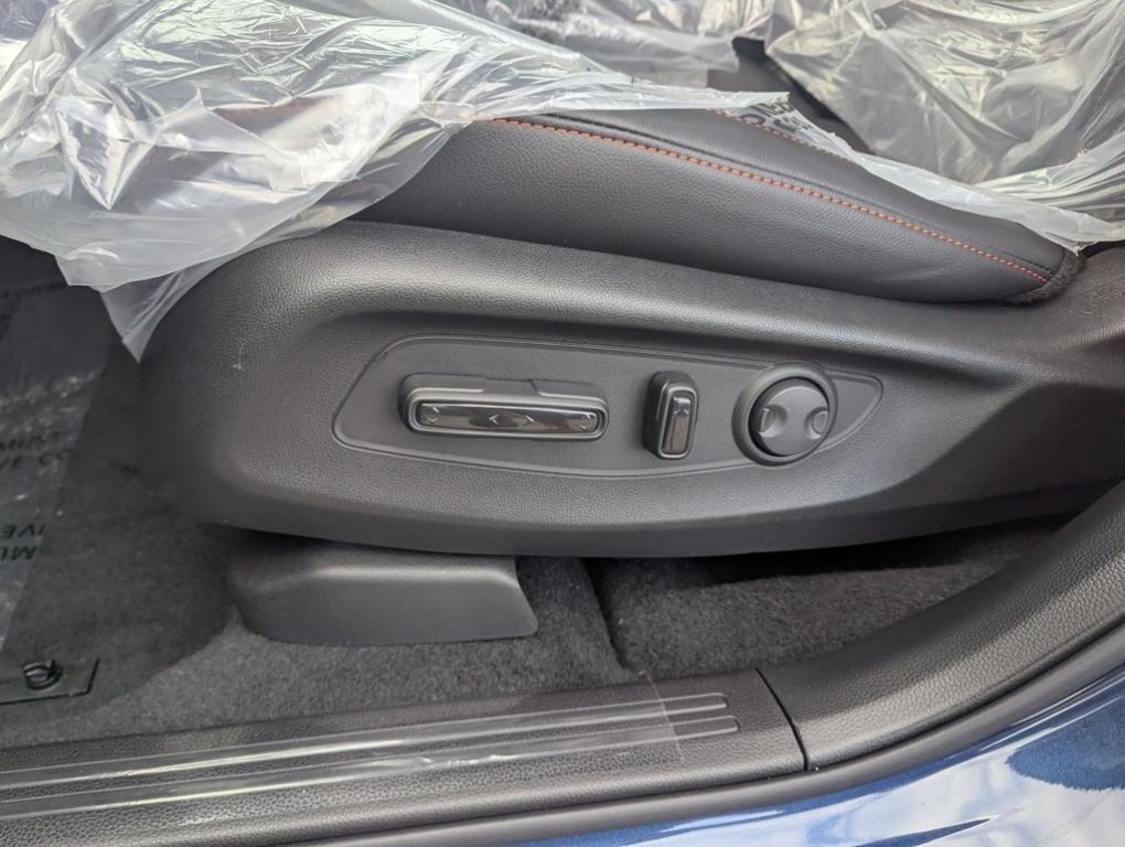 new 2026 Honda CR-V Hybrid car, priced at $39,690