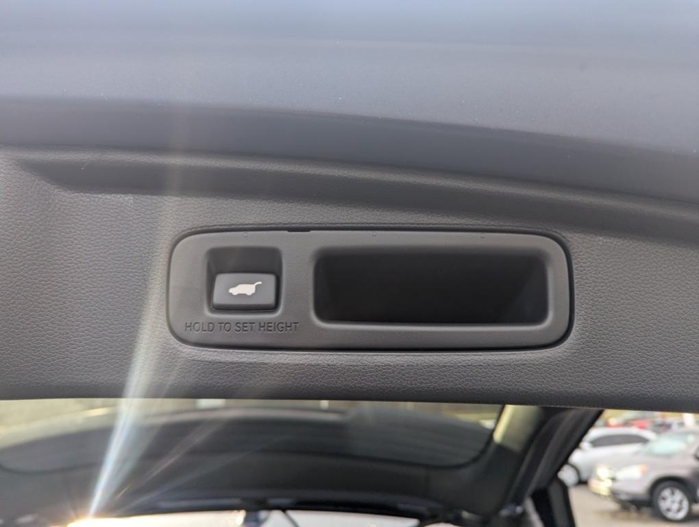 new 2026 Honda CR-V Hybrid car, priced at $39,690