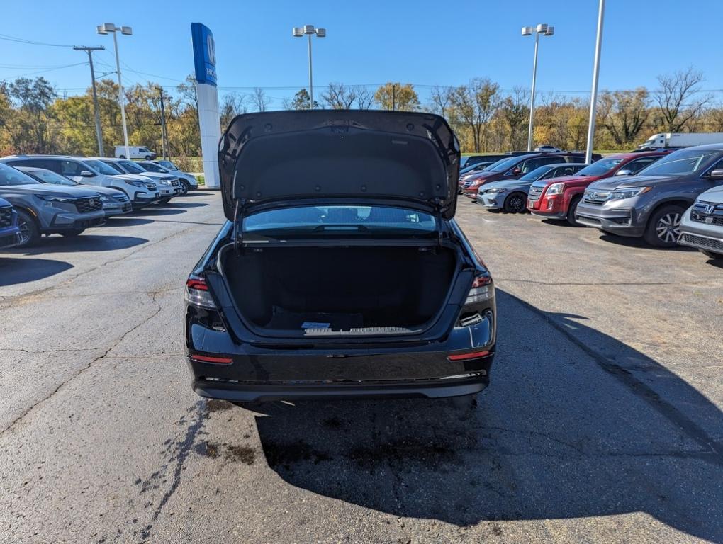 new 2025 Honda Accord Hybrid car, priced at $33,369