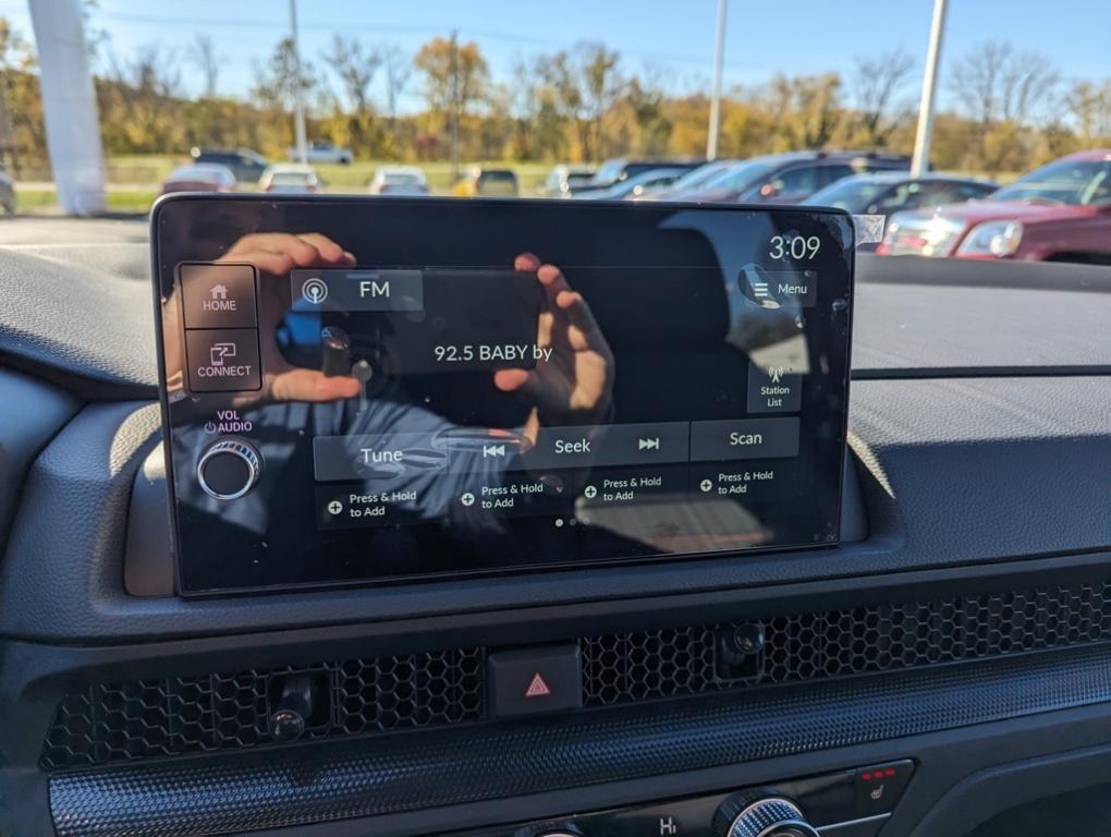 new 2026 Honda CR-V Hybrid car, priced at $39,684