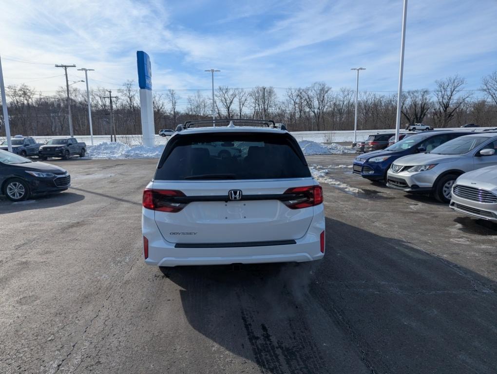 new 2026 Honda Odyssey car, priced at $43,210