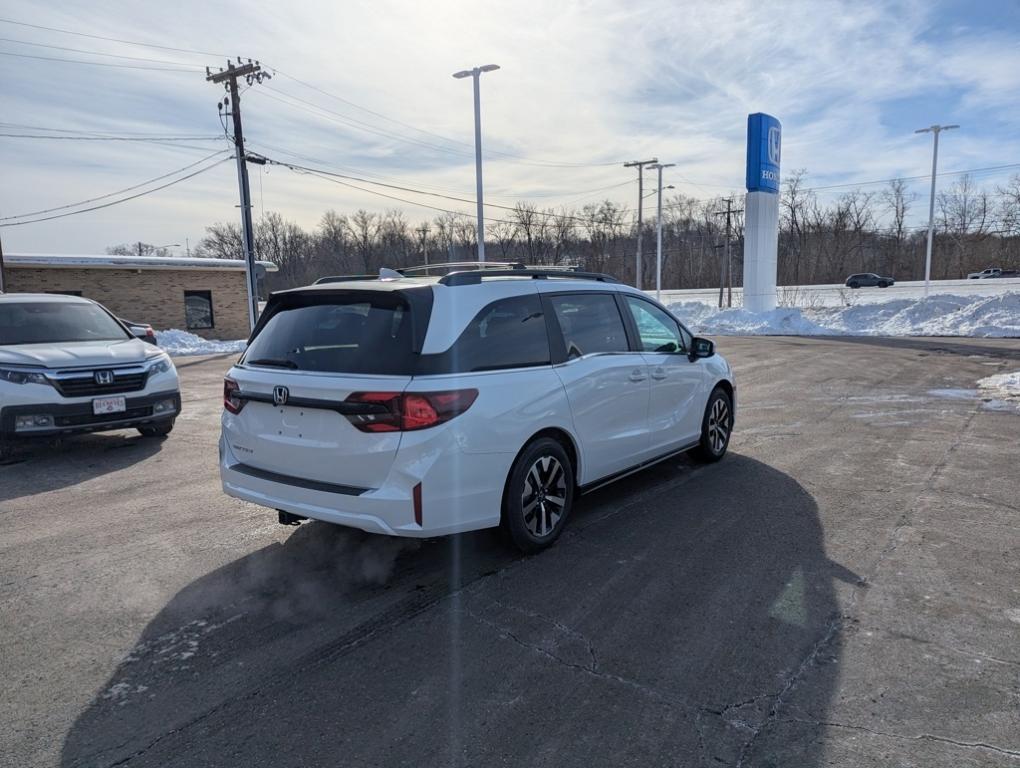 new 2026 Honda Odyssey car, priced at $43,210