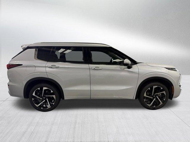 used 2024 Mitsubishi Outlander car, priced at $29,904