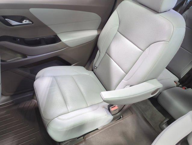 used 2020 Chevrolet Traverse car, priced at $22,655