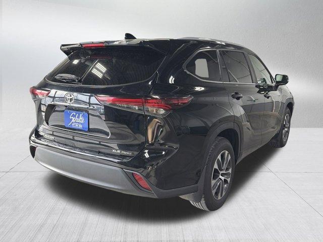 used 2024 Toyota Highlander car, priced at $37,204