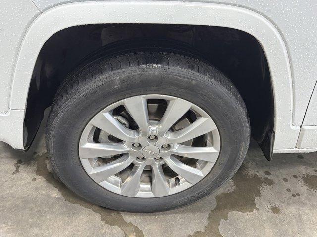 used 2018 Jeep Cherokee car, priced at $22,348