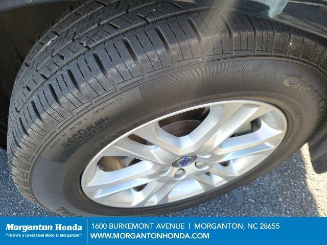 used 2016 Volvo XC60 car, priced at $12,490