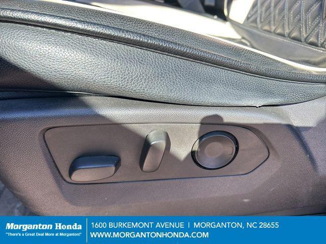 used 2023 Chevrolet Silverado 1500 car, priced at $39,900