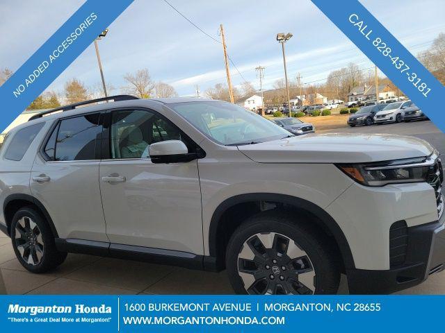 new 2026 Honda Pilot car, priced at $55,445