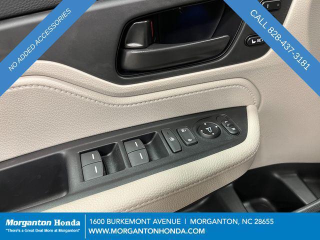 new 2026 Honda Odyssey car, priced at $42,290