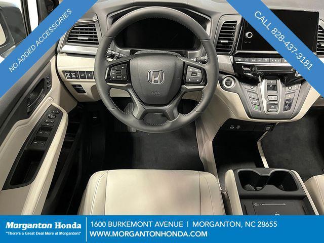 new 2026 Honda Odyssey car, priced at $42,290