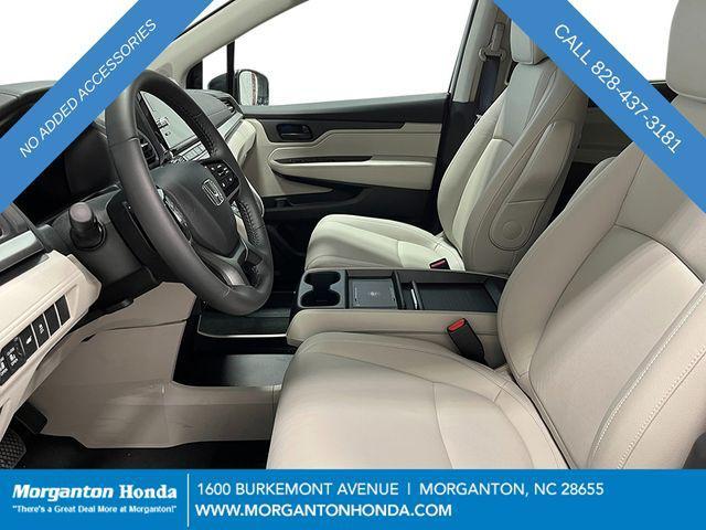 new 2026 Honda Odyssey car, priced at $42,290