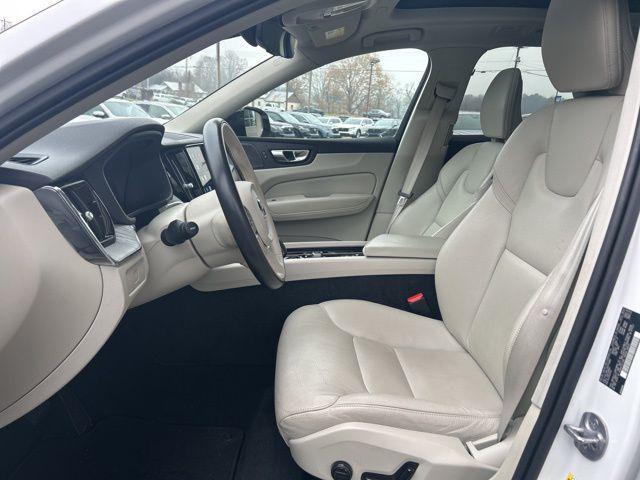 used 2024 Volvo XC60 car, priced at $31,590