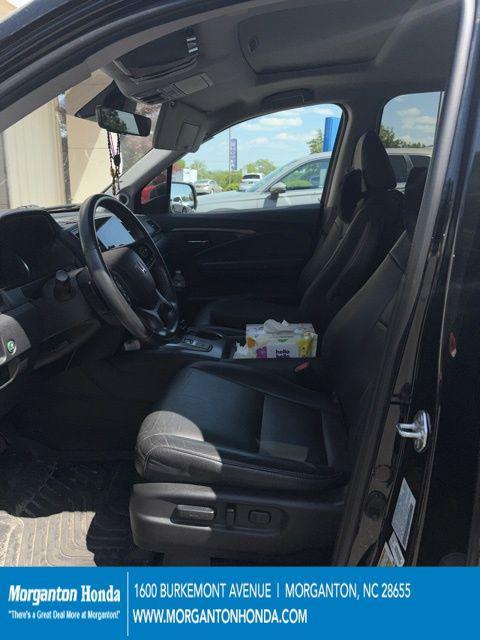 used 2022 Honda Pilot car, priced at $32,689