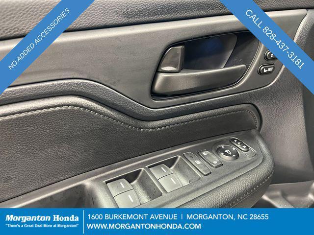 new 2026 Honda Odyssey car, priced at $42,885