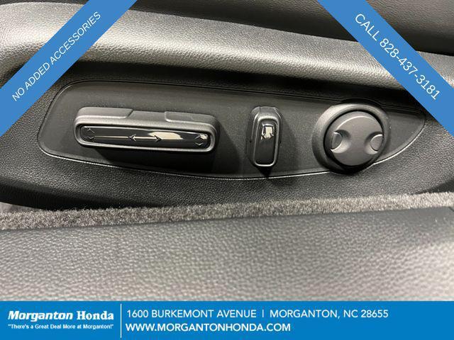 new 2025 Honda Accord Hybrid car, priced at $38,215