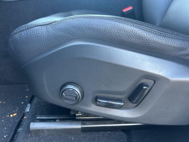 used 2023 Volvo XC60 car, priced at $27,900