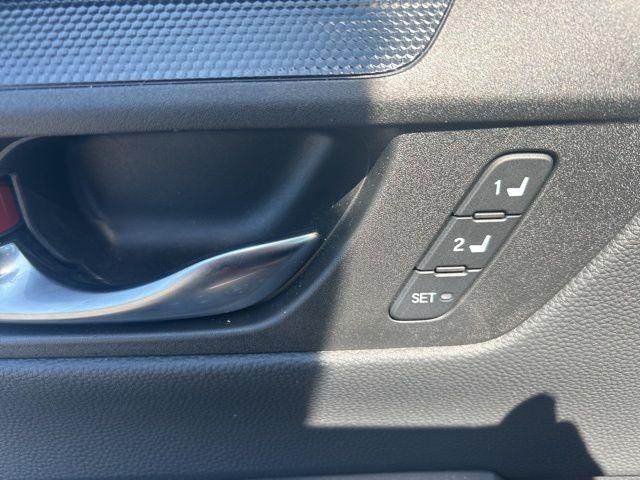 used 2025 Honda CR-V Hybrid car, priced at $34,980