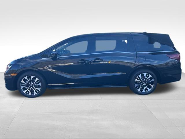 used 2025 Honda Odyssey car, priced at $47,900