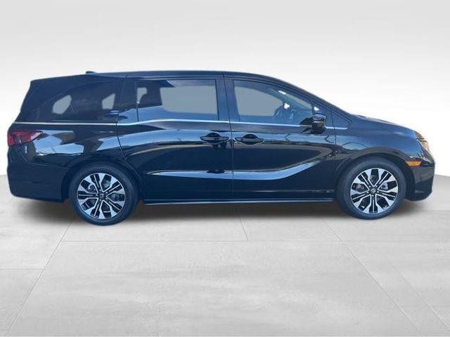 used 2025 Honda Odyssey car, priced at $47,900