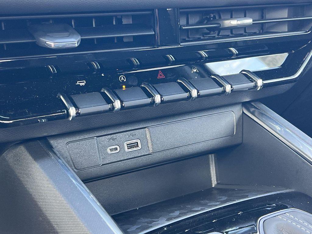 new 2026 GMC Canyon car, priced at $36,134