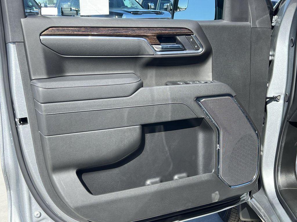 new 2026 GMC Sierra 1500 car, priced at $57,189