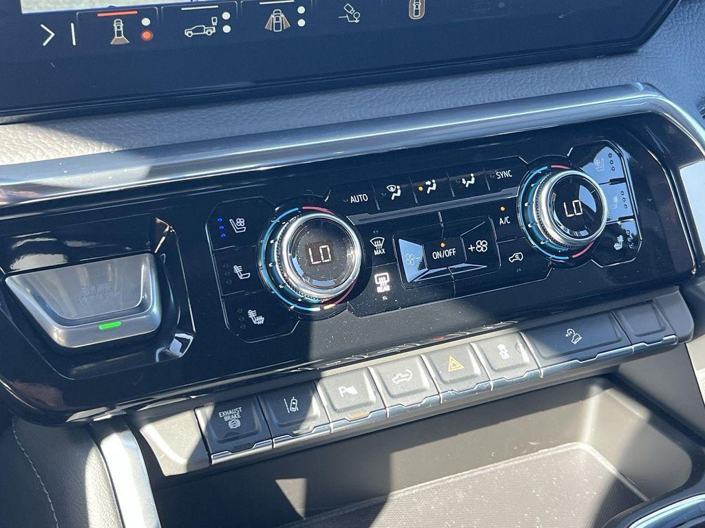 new 2026 GMC Sierra 2500 car, priced at $77,670