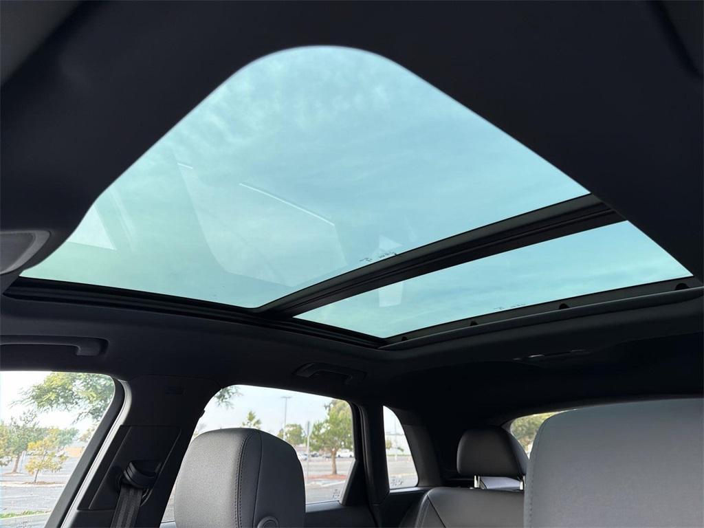 used 2024 Audi Q3 car, priced at $23,300