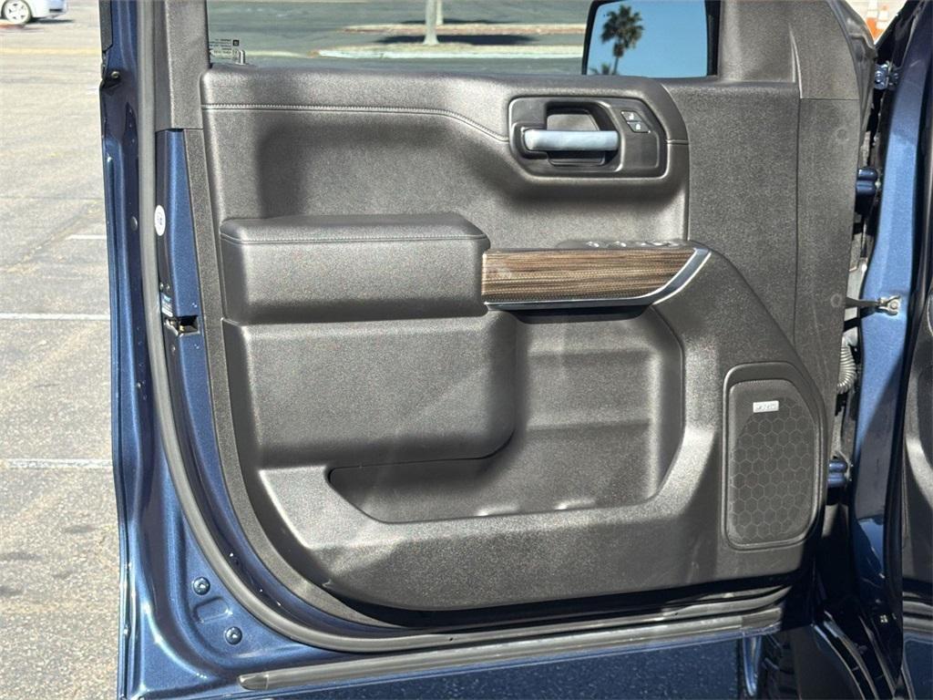 used 2021 Chevrolet Silverado 1500 car, priced at $31,900