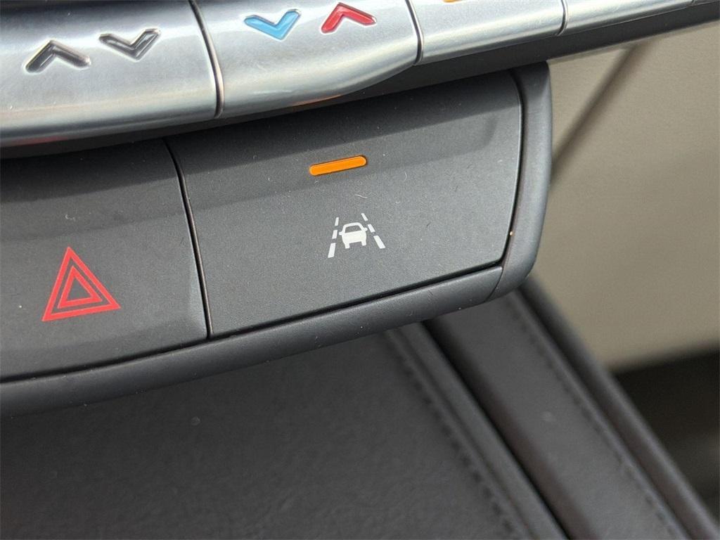 used 2023 Cadillac XT4 car, priced at $23,500