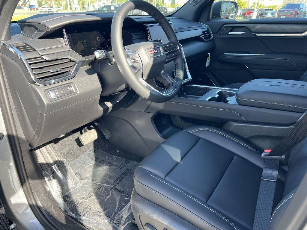 new 2026 GMC Acadia car, priced at $47,337