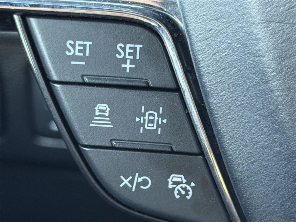 used 2023 Lincoln Navigator L car, priced at $55,065