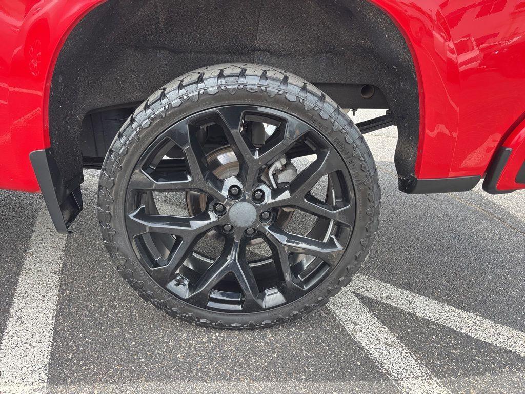used 2022 Chevrolet Silverado 1500 Limited car, priced at $27,122
