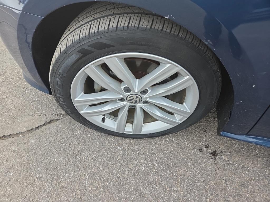 used 2018 Volkswagen Passat car, priced at $8,443